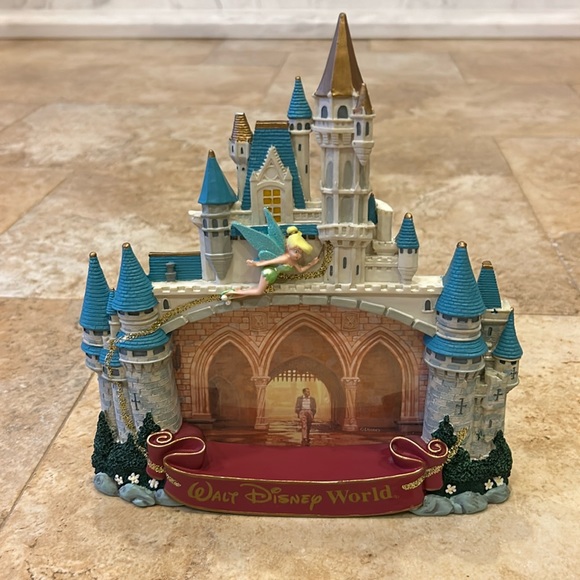 Disney Other - Walt Disney world picture frame